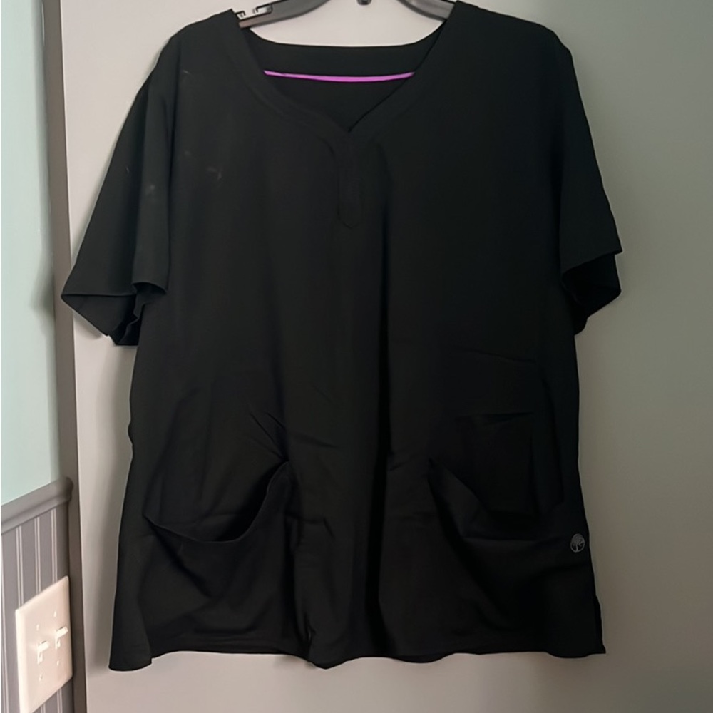 Healing Hands Purple Label Yoga scrub top.  Size 3X.